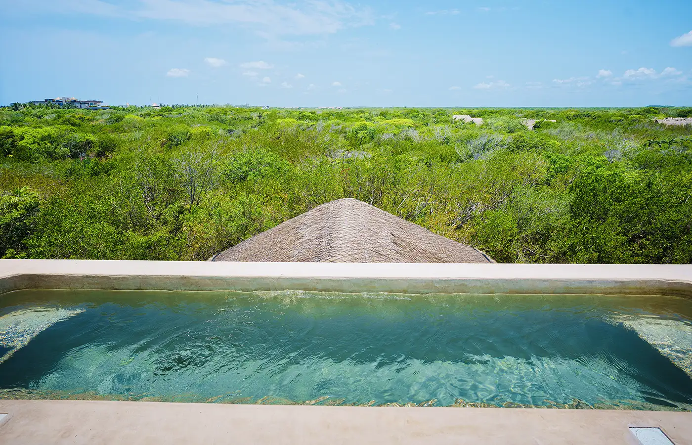 The third story rooftop entertainment area.